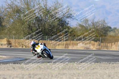 media/Jan-11-2025-CVMA (Sat) [[ddeb3f563a]]/Race 10-Amateur Supersport Middleweight/